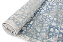 Load image into Gallery viewer, Blue Demask Rug

